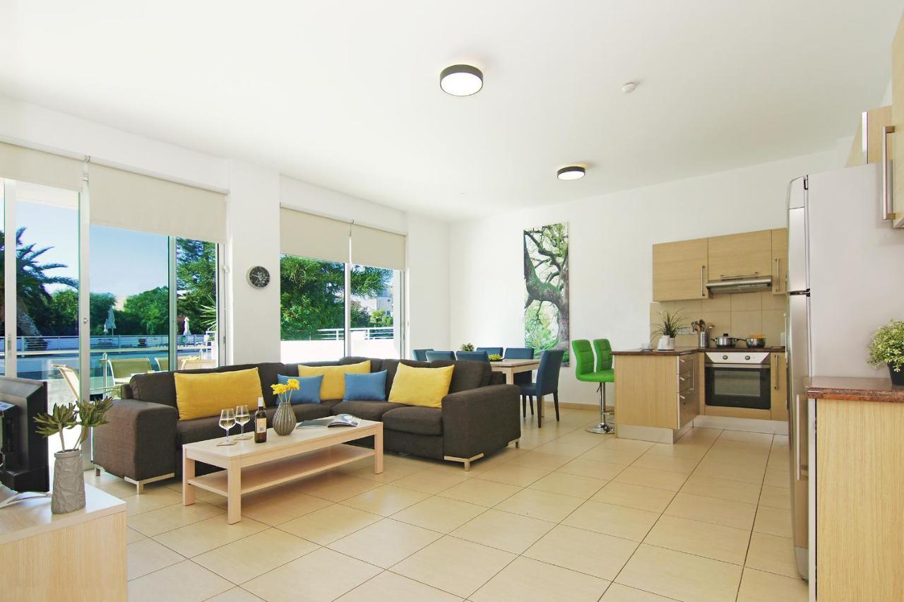 Calypso - Coralli Beachfront Apartment Protaras Exterior photo